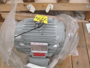 MOTOR, ELECTRIC TYPE, 5 HORSEPOWER, 230/460VAC ELEC RATING, 1200 RPM, L215T FRAME, TENV ENCLOSURE, CONTINUOUS DUTY, 1.15 SERVICE FACTOR. INCLUDES SPECIAL EPOXY PAINT AND PROTECTIVE COATING ON THE SHAFT BEHIND COUPLING. (W-44) LOADING & HANDLING FEE $15-